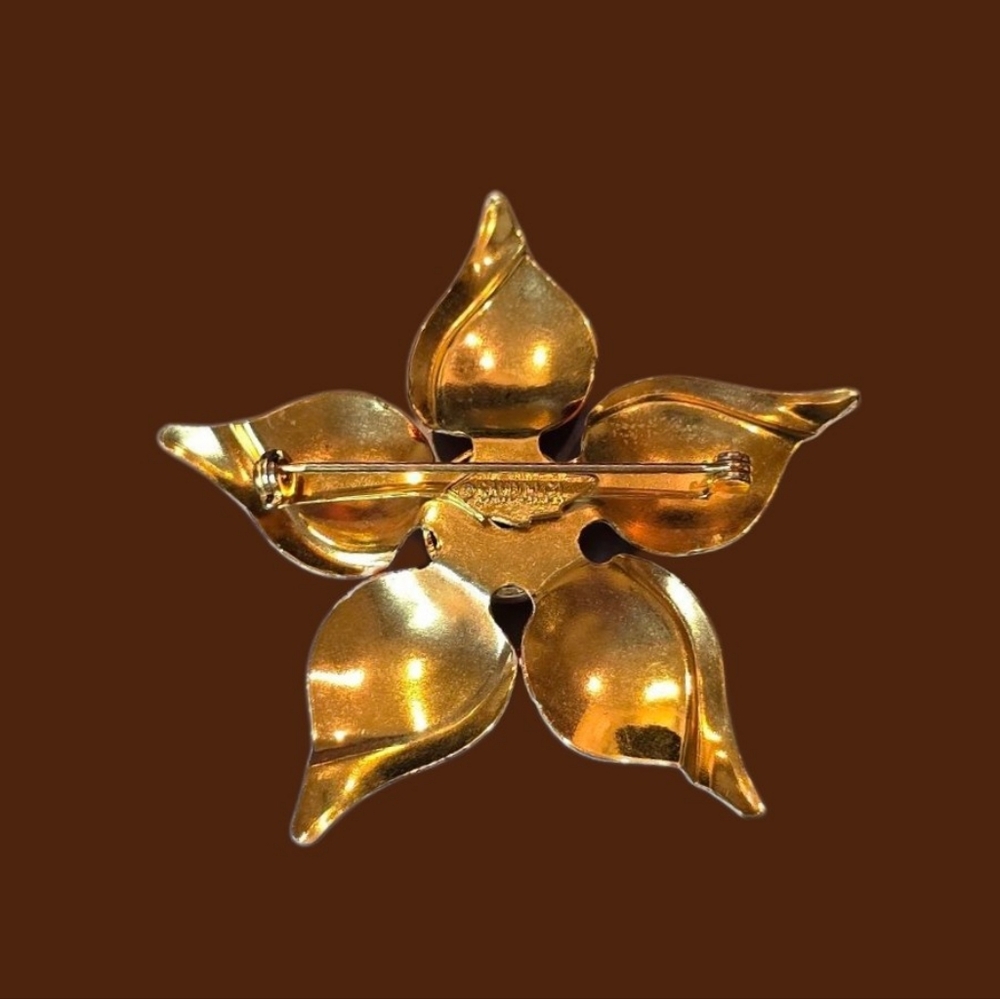 Sandor Co. Vintage Orange Enamel Gold Tone Brooch - Picture 6 of 6